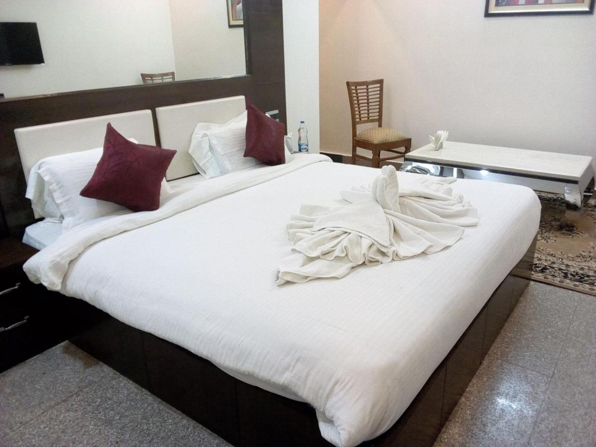 Arsh Residency Otel Lucknow Dış mekan fotoğraf