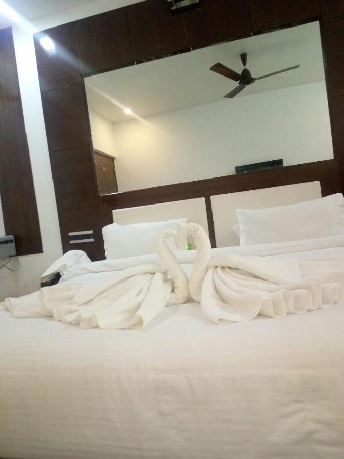Arsh Residency Otel Lucknow Dış mekan fotoğraf