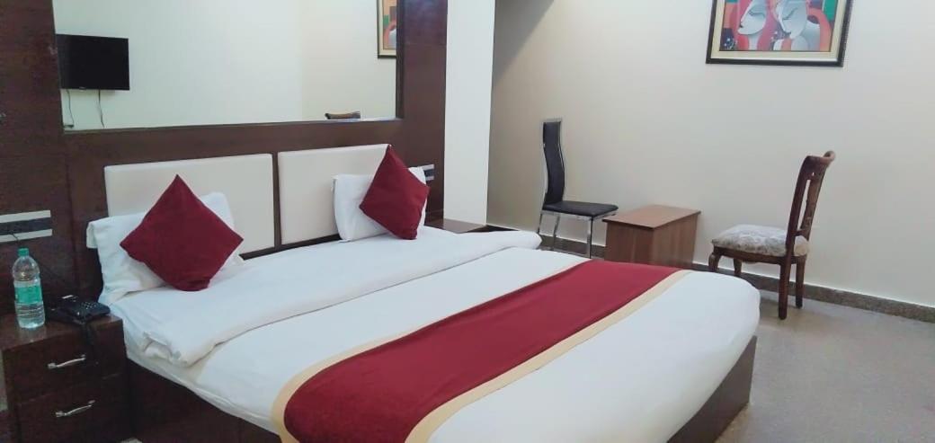 Arsh Residency Otel Lucknow Dış mekan fotoğraf