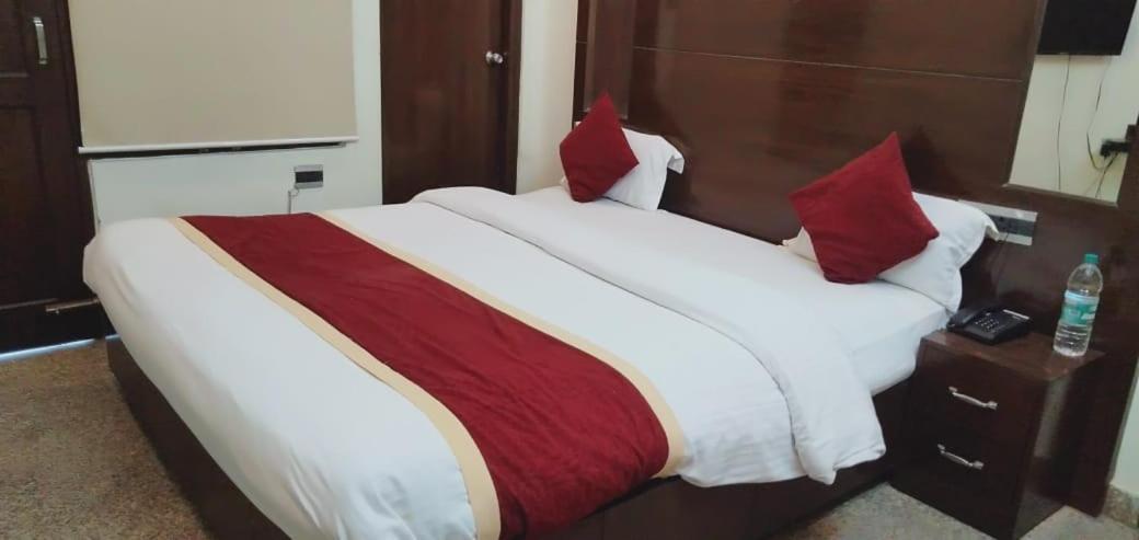 Arsh Residency Otel Lucknow Dış mekan fotoğraf